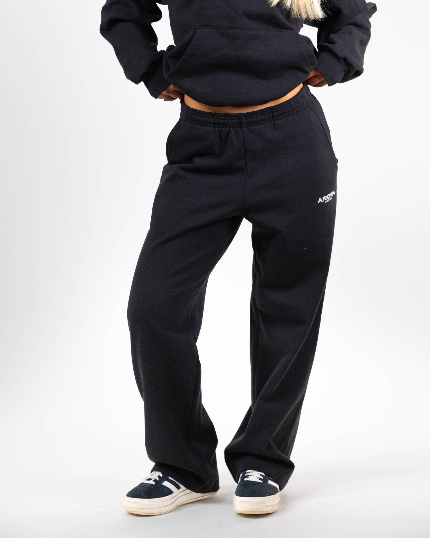 Back to school sweatpants in black