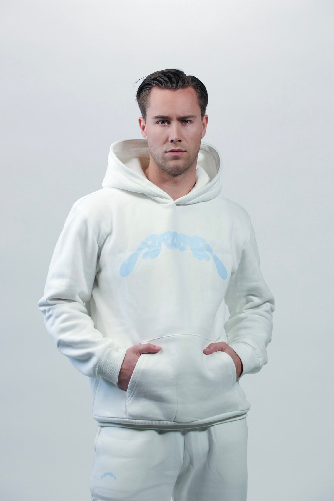 Comfy Hoodie í hvítu